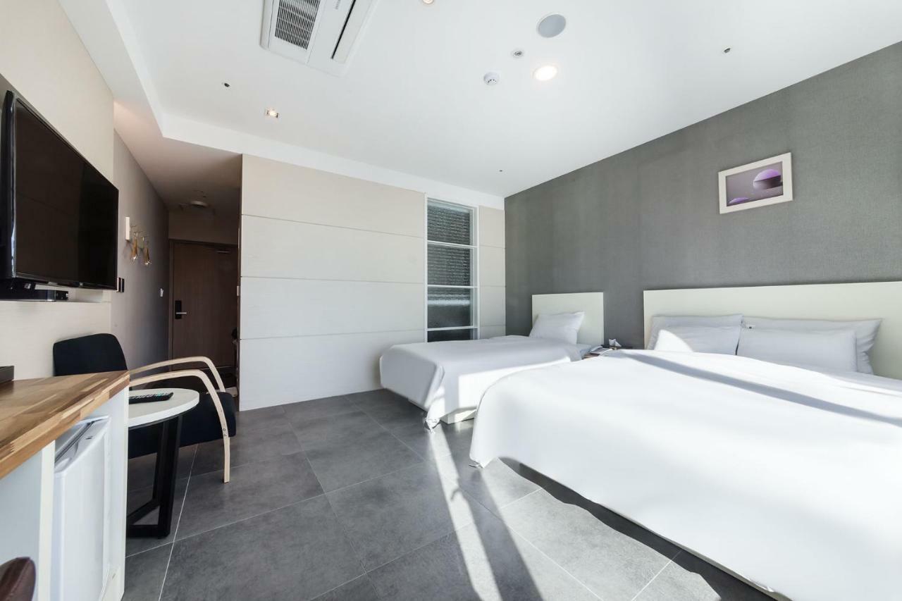 Incheon Blue Marine Hotel Exterior photo